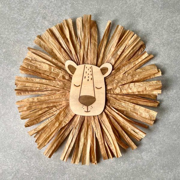 Decoración infantil. León de madera